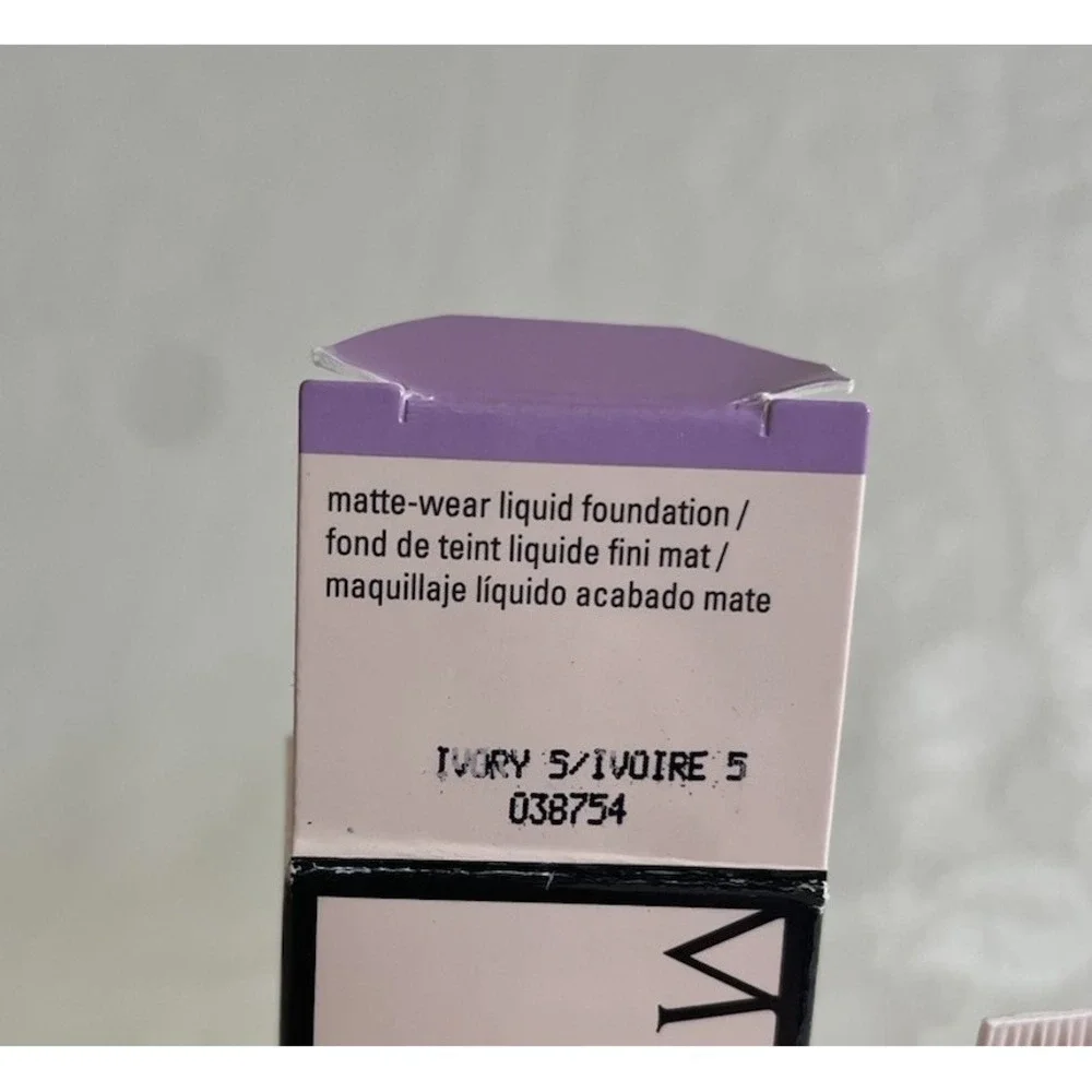 Mary Kay‎ Timewise Matte-Wear Liquid Foundation Ivory 5 038754 NEW IN BOX